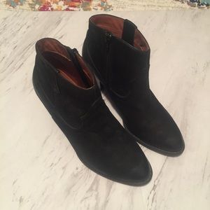 Vionic Ankle Boots